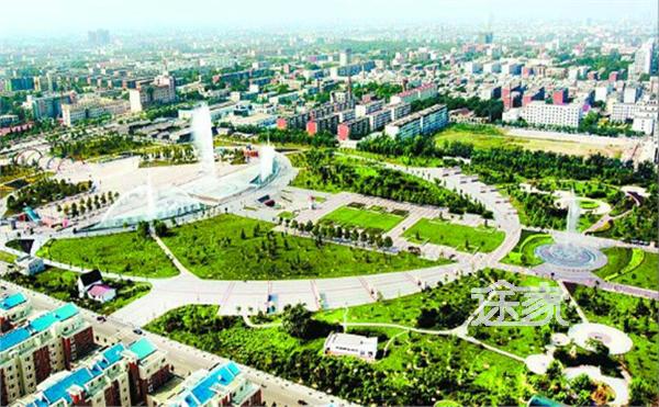 保定盛会，尊敬的领导与朋友们共聚一堂